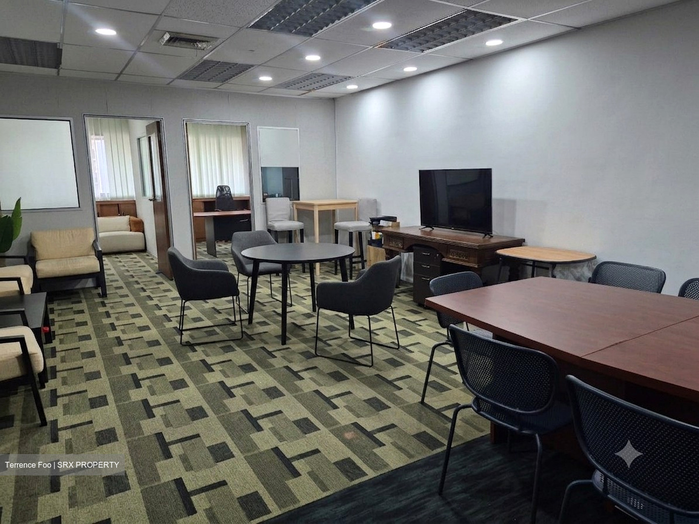 People's Park Centre (D1), Office #598258601